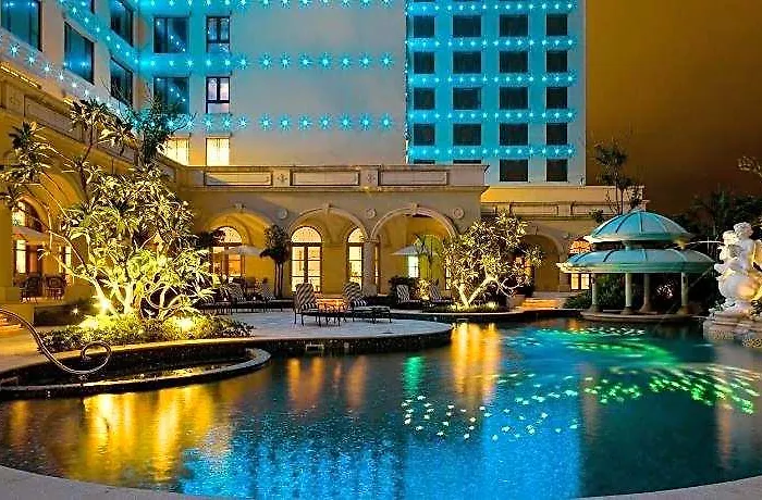 Sofitel At Ponte 16